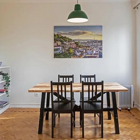 Cosy 1 Bedroom Apartment In Belem Лиссабон Экстерьер фото