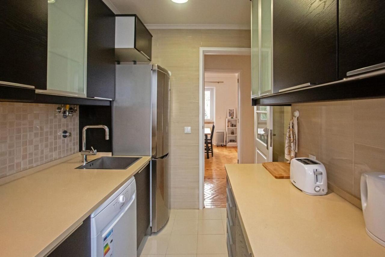 Cosy 1 Bedroom Apartment In Belem Лиссабон Экстерьер фото